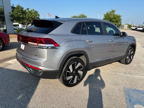 Used 2026 Volkswagen Atlas Cross Sport SE AWD/4WD image 29