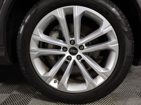 Certified 2025 Audi Q7 2.0T Premium image 35