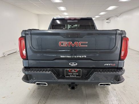Used 2020 GMC Sierra 1500 AT4 w/ AT4 Premium Package image 8