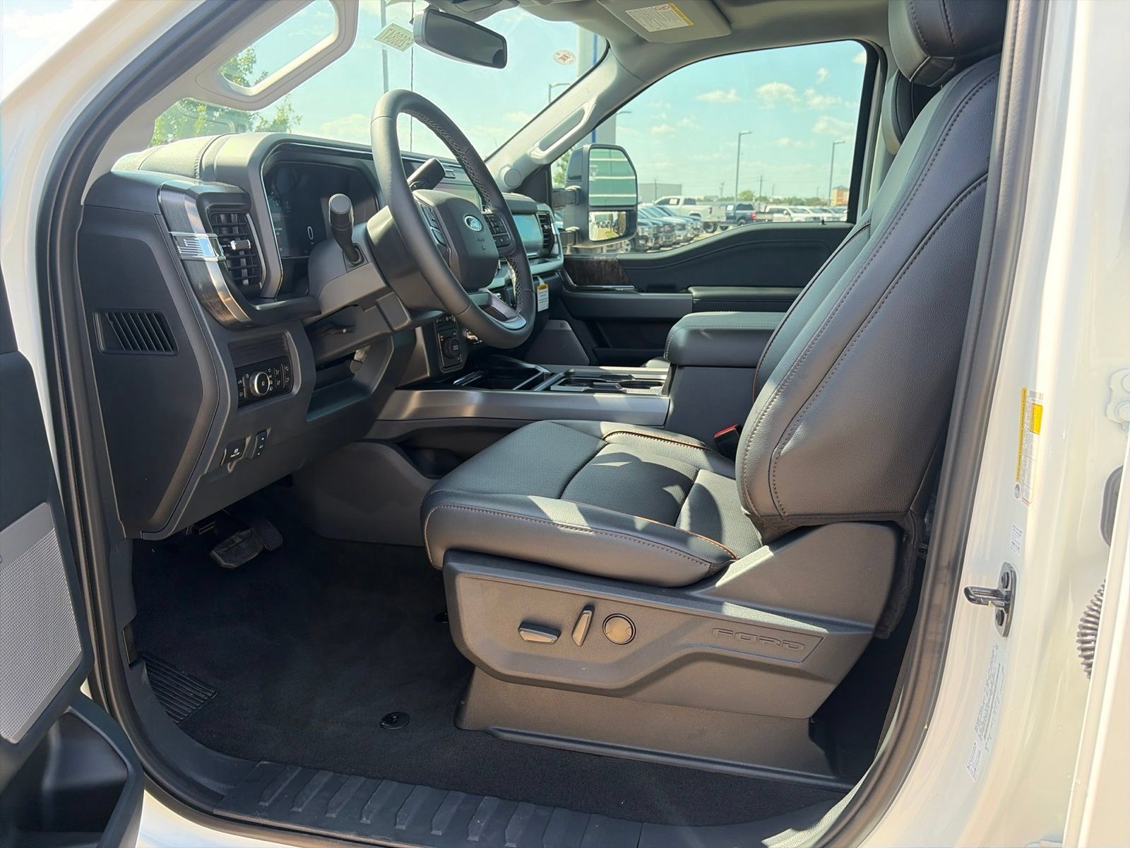 New 2026 Ford F350 Lariat w/ Lariat Premium Package AWD/4WD image 11