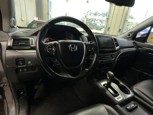 Used 2017 Honda Ridgeline RTL-T image 13