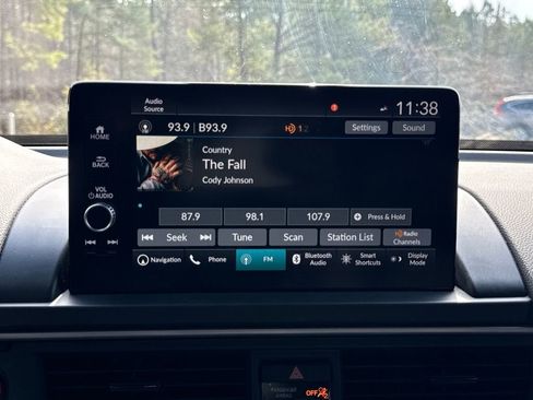 Certified 2023 Honda Pilot Touring image 22