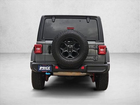 Used 2023 Jeep Wrangler Unlimited Rubicon 4xe w/ Cold Weather Group AWD/4WD image 7