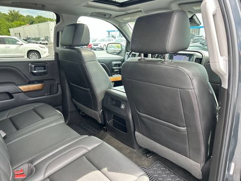 Used 2018 Chevrolet Silverado 1500 LTZ w/ Sport Package AWD/4WD image 43
