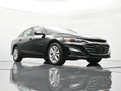 Used 2025 Chevrolet Malibu LT image 35