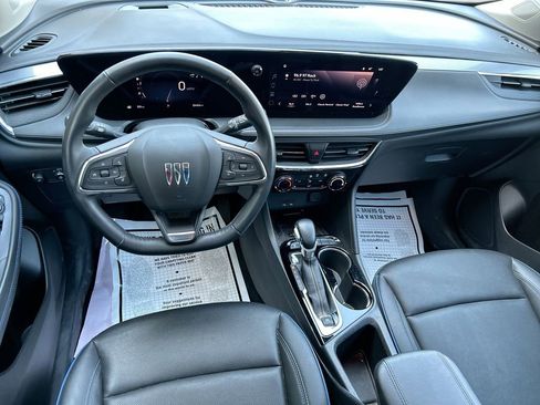 Used 2025 Buick Encore GX Sport Touring w/ Advanced Technology Package AWD/4WD image 18