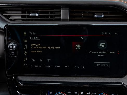 Used 2025 GMC Sierra 2500 AT4 w/ AT4 Premium Plus Package image 24