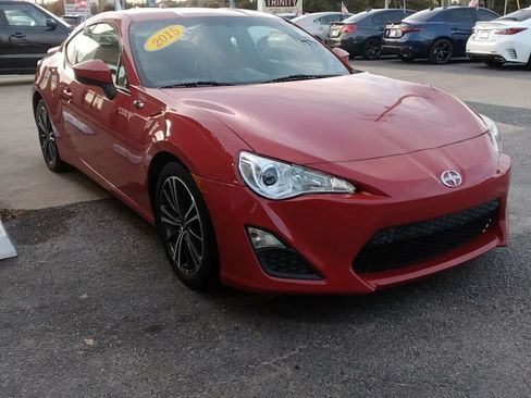 Used 2015 Scion FR-S 2dr Coupe Manual image 5