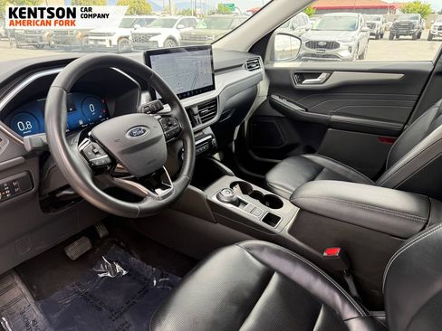 Used 2024 Ford Escape Platinum AWD/4WD image 28