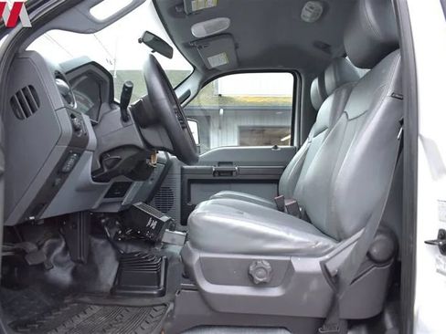 Used 2016 Ford F550 4x4 Regular Cab Super Duty image 10