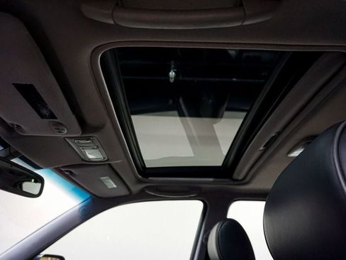 Used 2002 Lexus IS 300 image 23