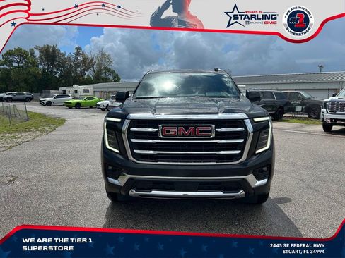 Used 2025 GMC Yukon Elevation AWD/4WD image 2