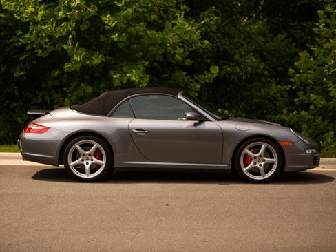 Used 2006 Porsche 911 Carrera 4S AWD/4WD image 10