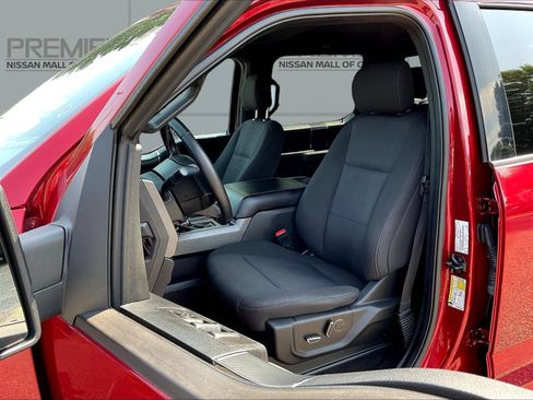Used 2018 Ford F150 XLT w/ Equipment Group 302A Luxury AWD/4WD image 23