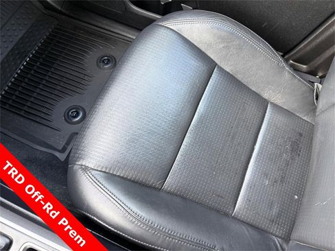 Used 2021 Toyota Tacoma TRD Off-Road image 27