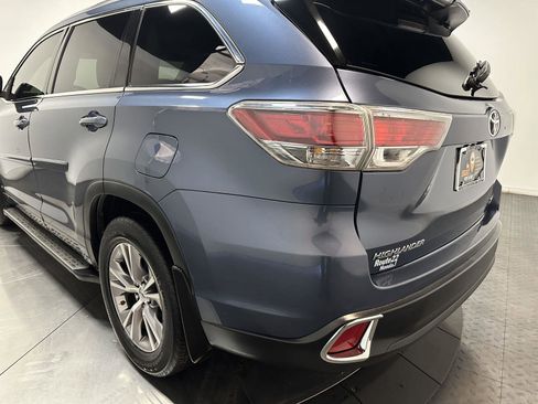 Used 2015 Toyota Highlander XLE image 10