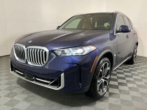 New 2026 BMW X5 xDrive50e AWD/4WD image 2