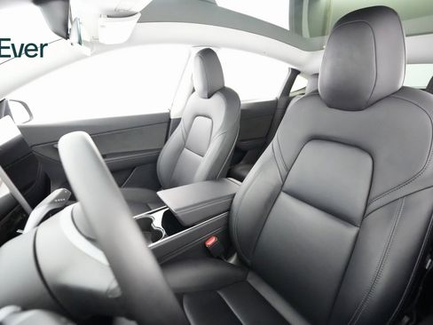 Used 2020 Tesla Model Y Performance image 10