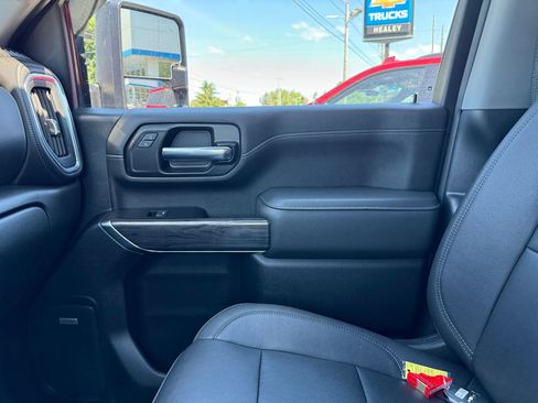 Certified 2022 Chevrolet Silverado 2500 LTZ w/ LTZ Plus Package AWD/4WD image 43
