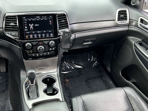 Used 2020 Jeep Grand Cherokee Limited w/ Luxury Group II image 15