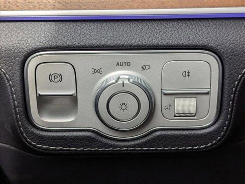 Certified 2024 Mercedes-Benz GLS 580 4MATIC image 10