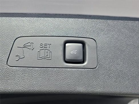 New 2026 Lincoln Corsair Reserve image 27