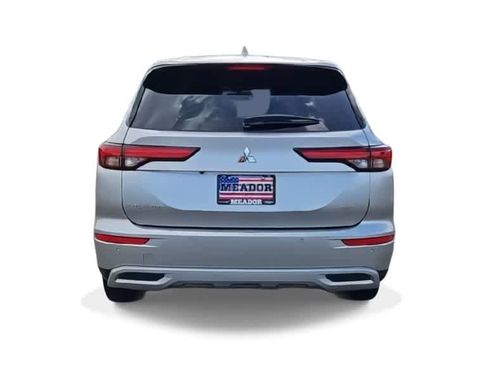 Used 2024 Mitsubishi Outlander SE image 7