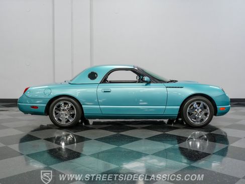 Used 2002 Ford Thunderbird image 13