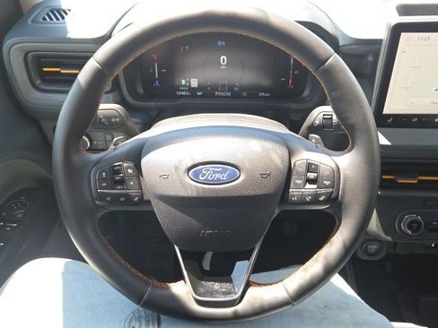 Used 2025 Ford Maverick Tremor AWD/4WD image 33