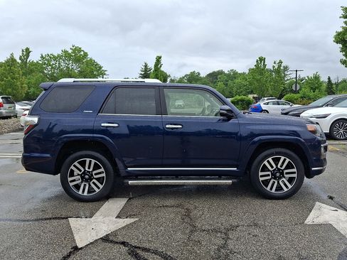 Used 2023 Toyota 4Runner Limited AWD/4WD image 7