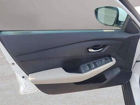 Used 2023 Honda Accord LX image 14