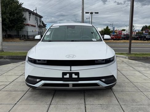 Certified 2024 Hyundai Ioniq 5 SE AWD/4WD image 4
