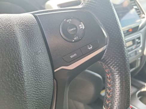 Used 2022 Honda Pilot TrailSport image 29