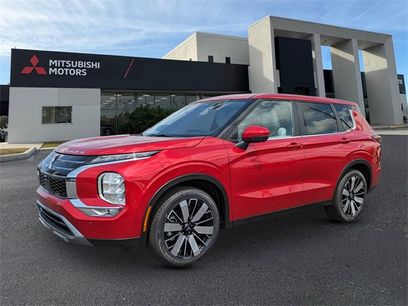 New 2025 Mitsubishi Outlander SE