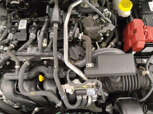 Used 2024 Nissan Sentra SV FWD image 30