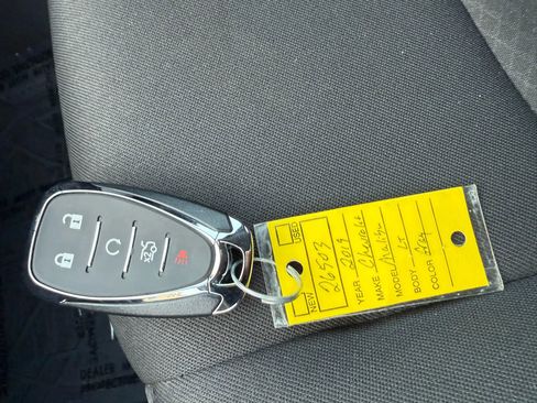 Used 2019 Chevrolet Malibu LT image 25