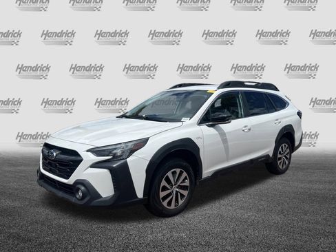 Used 2023 Subaru Outback Premium AWD/4WD image 5