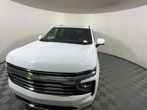 New 2026 Chevrolet Suburban LT w/ Comfort Package image 61