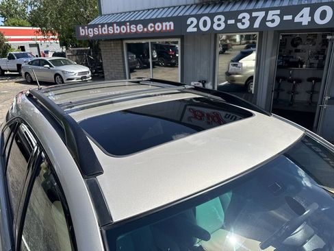 Used 2006 Lexus RX 400h AWD image 16