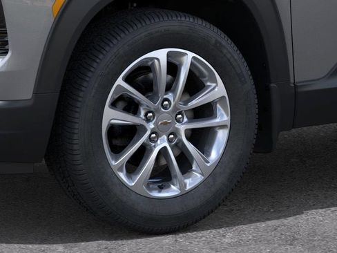New 2026 Chevrolet TrailBlazer LS FWD image 9