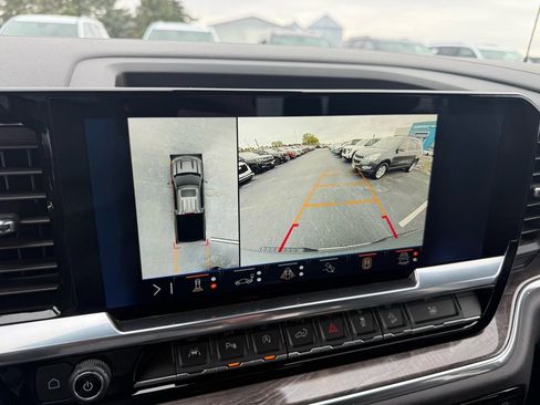 Used 2024 Chevrolet Silverado 1500 LTZ image 24