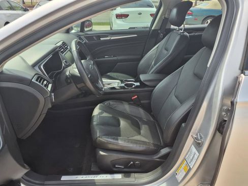 Used 2014 Ford Fusion Titanium image 21