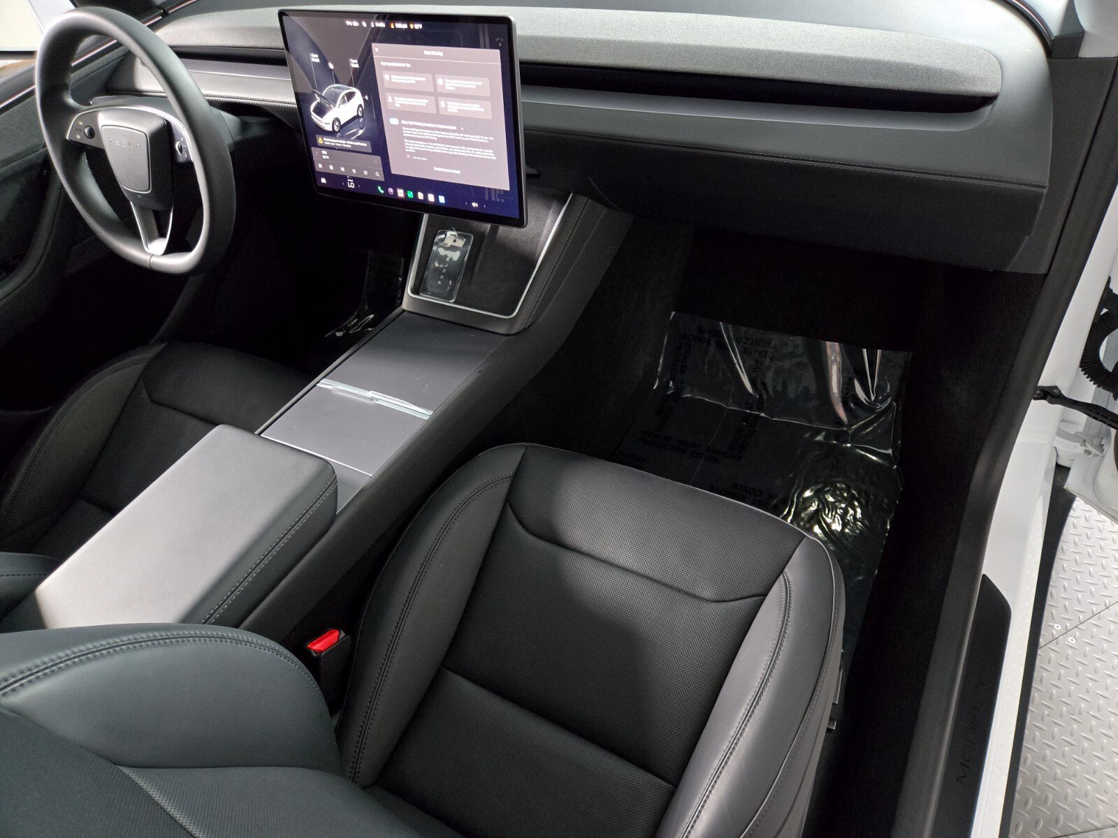 Used 2026 Tesla Model Y Long Range RWD image 19