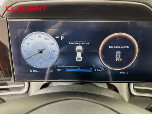 Used 2023 Hyundai Elantra SEL w/ Convenience Package FWD image 17