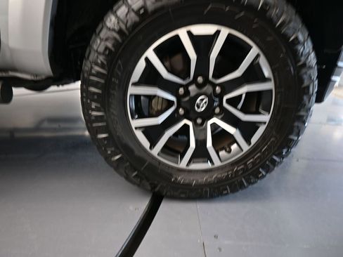 Used 2023 Toyota Tacoma 2WD Double Cab image 42