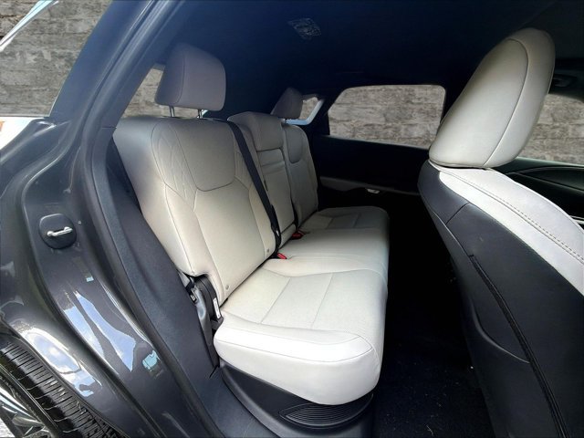 Used 2026 Lexus RX 350h w/ Kick Snesor w/ Tow Package AWD/4WD image 27