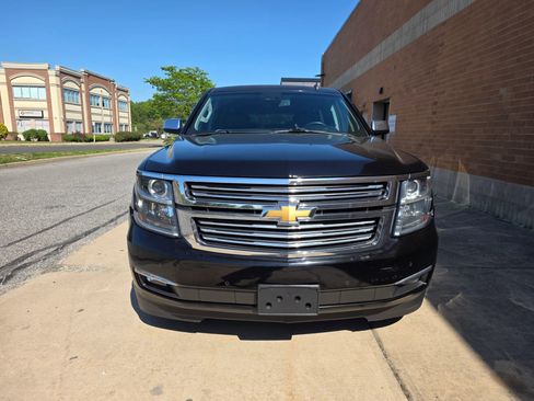 Used 2015 Chevrolet Suburban LTZ AWD/4WD image 33