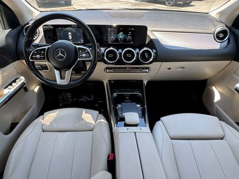 Used 2021 Mercedes-Benz GLA 250 image 25