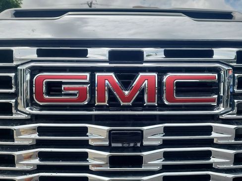 Certified 2024 GMC Sierra 2500 Denali w/ Technology Package AWD/4WD image 31