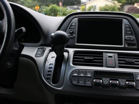 Used 2007 Honda Odyssey Touring image 8